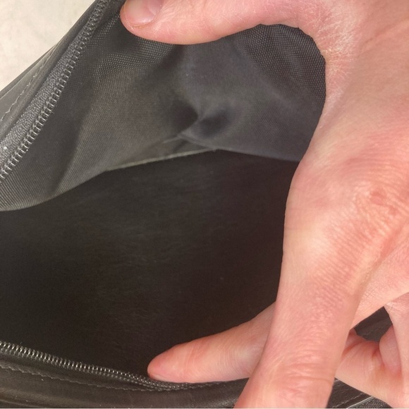 Coach vintage black leather Fanny pack bag - Picture 11 of 12